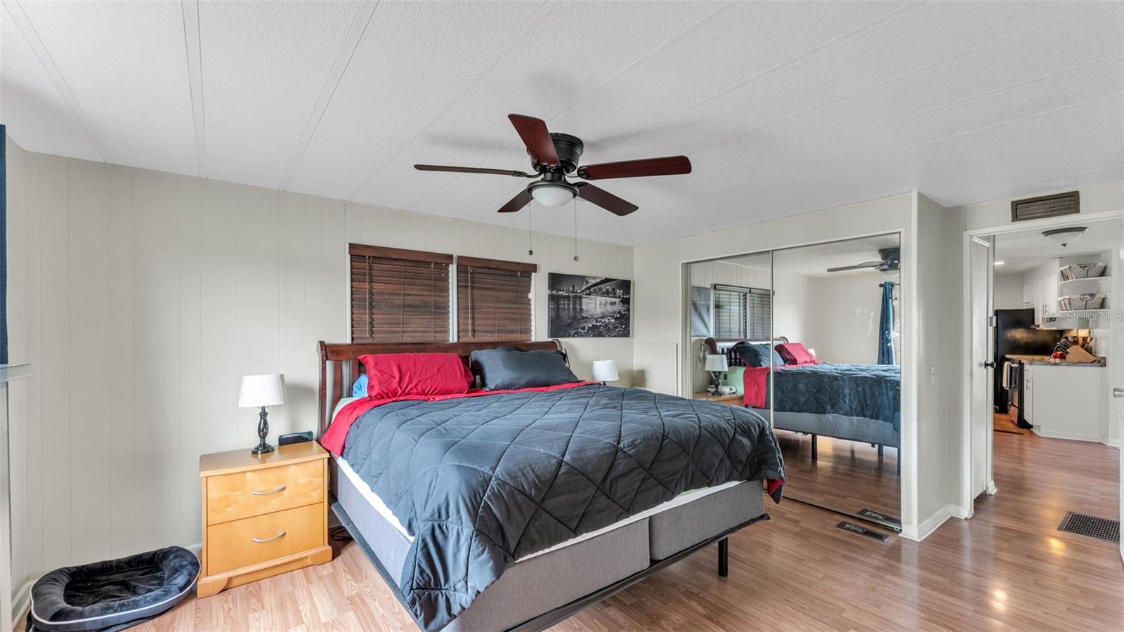 LAKESIDE HILLS ESTATES - Residential