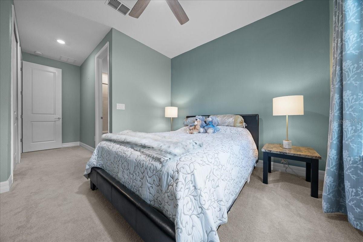 OAK HAMMOCK AT BELLECHASE - Residential