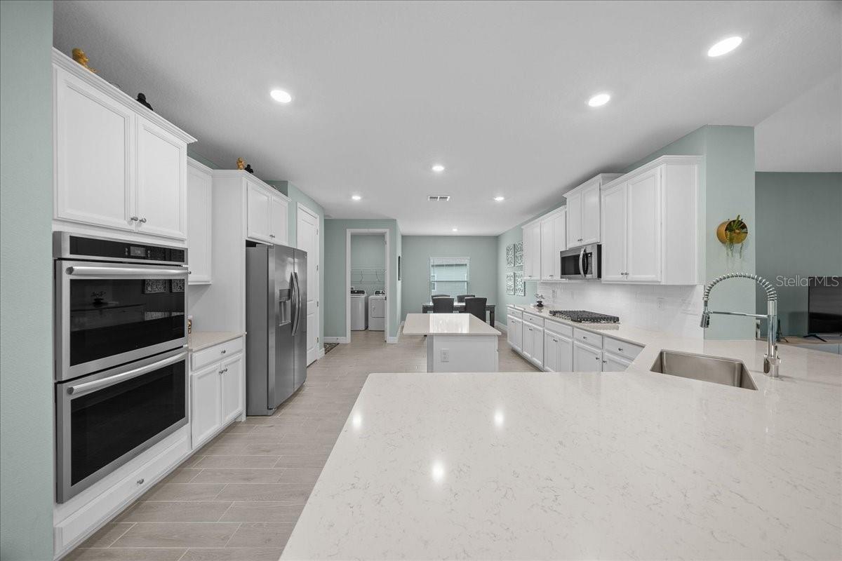 OAK HAMMOCK AT BELLECHASE - Residential