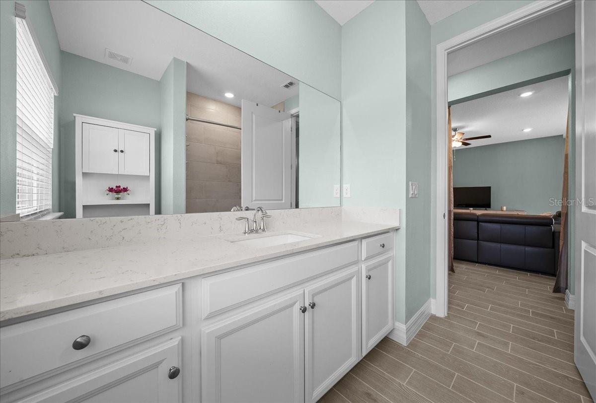 OAK HAMMOCK AT BELLECHASE - Residential