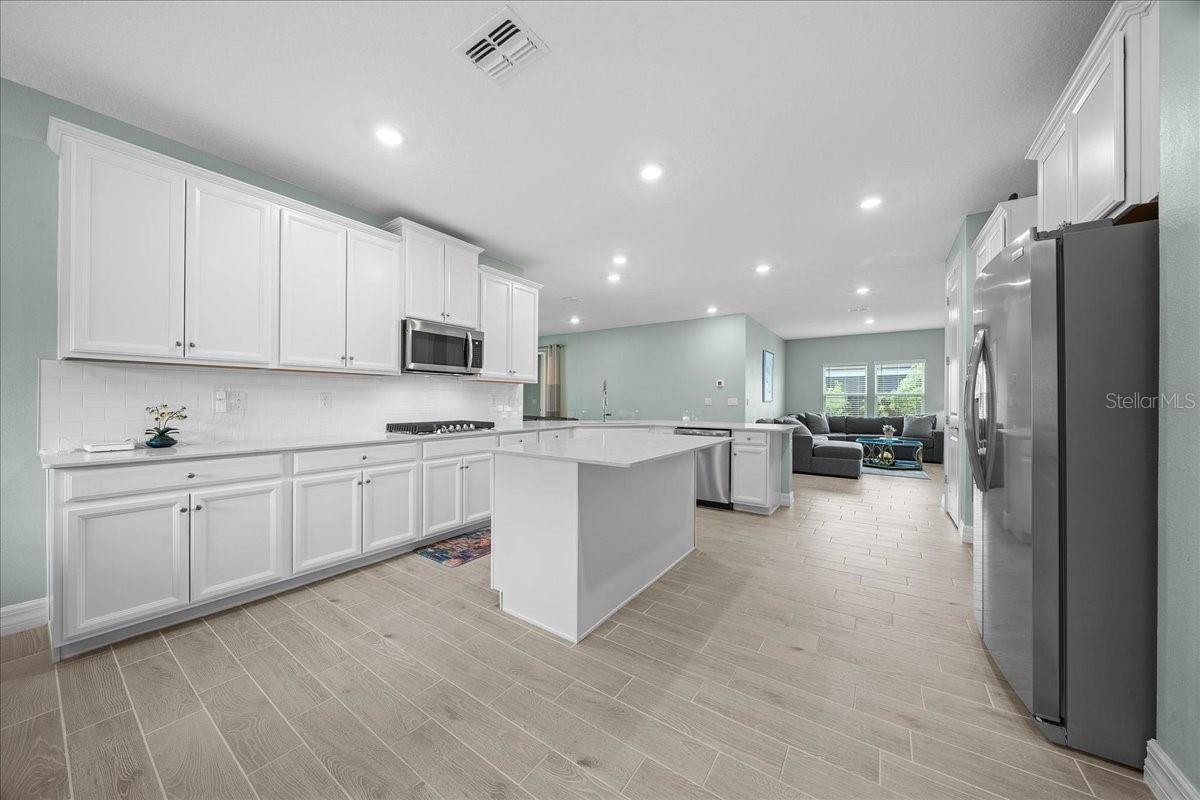 OAK HAMMOCK AT BELLECHASE - Residential