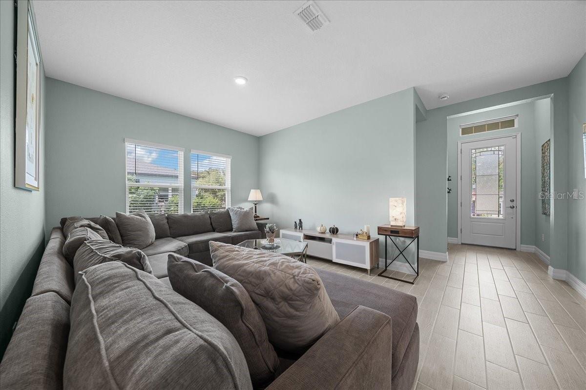 OAK HAMMOCK AT BELLECHASE - Residential