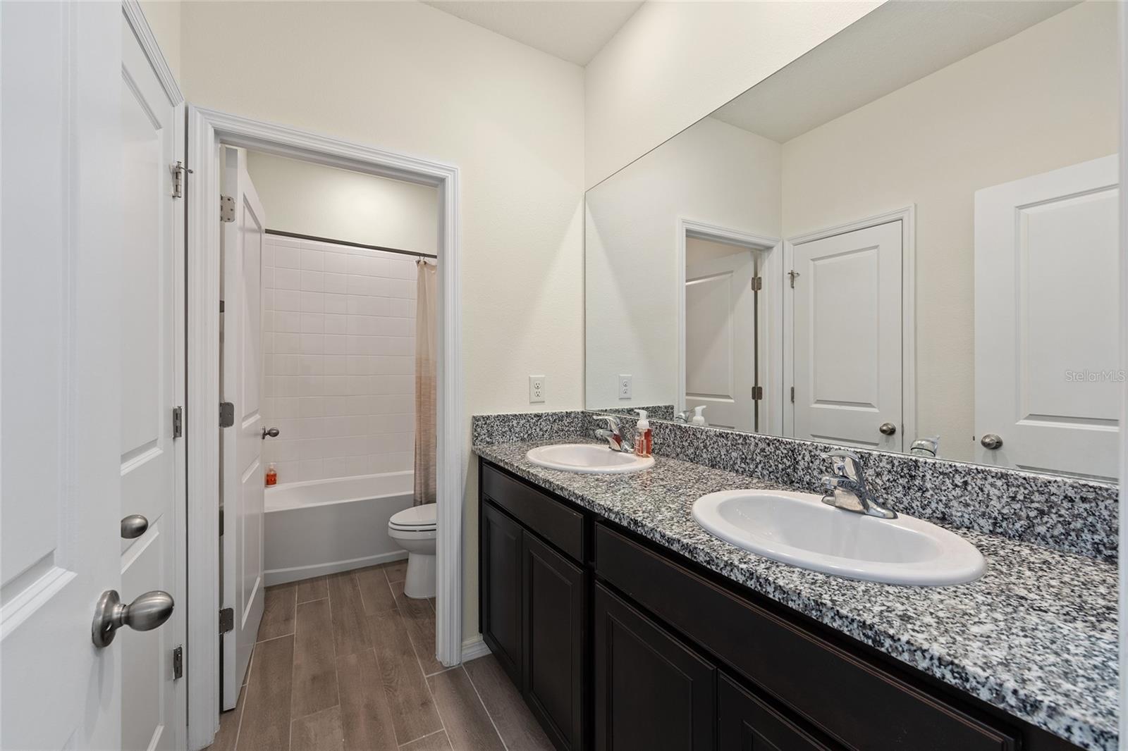 ARBOR GREENS PH 2 UNIT 4A PB 37 PG 60 - Residential