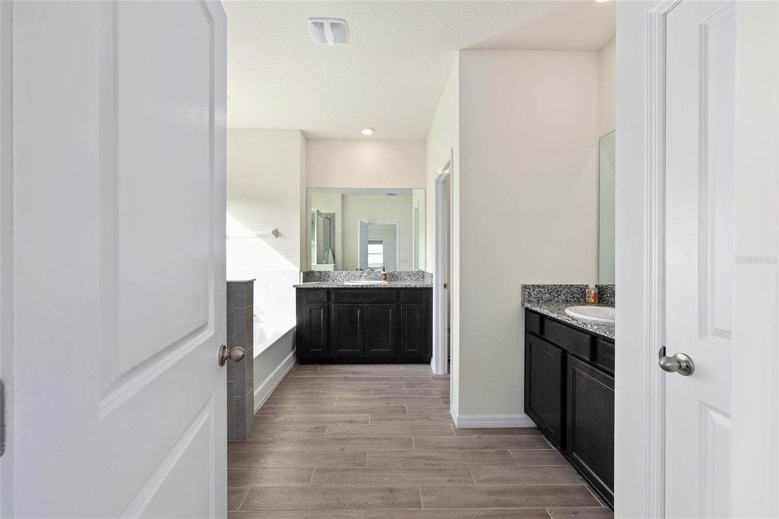 ARBOR GREENS PH 2 UNIT 4A PB 37 PG 60 - Residential