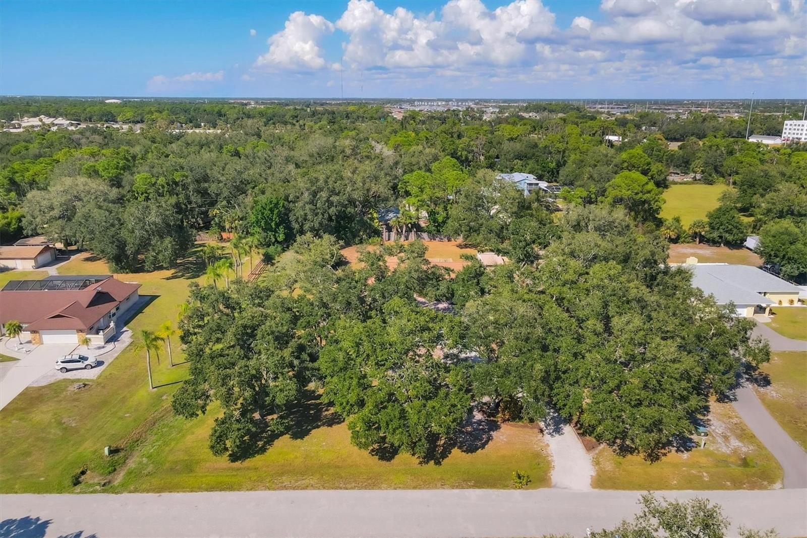VENICE ACRES - Residential