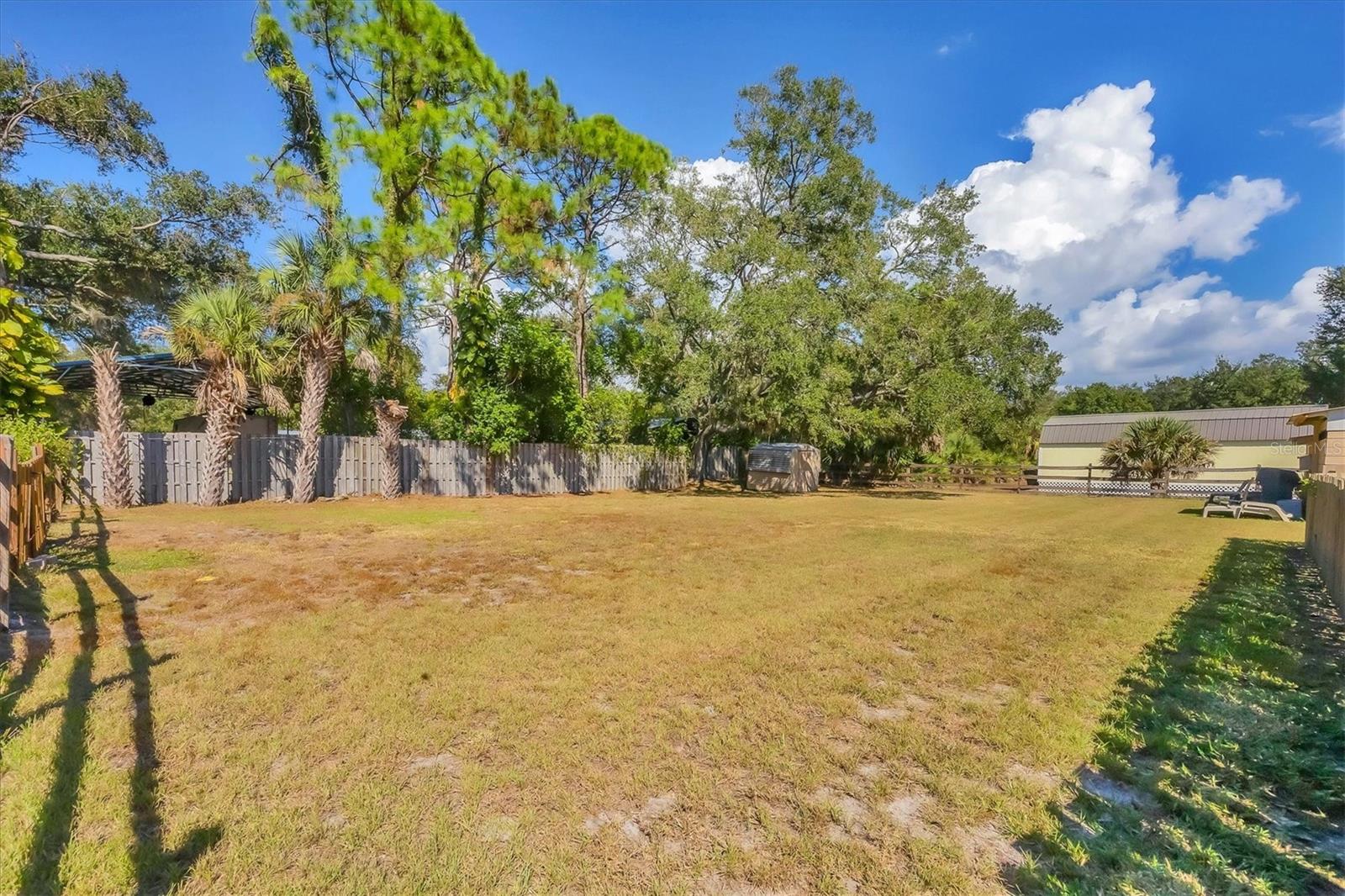 VENICE ACRES - Residential