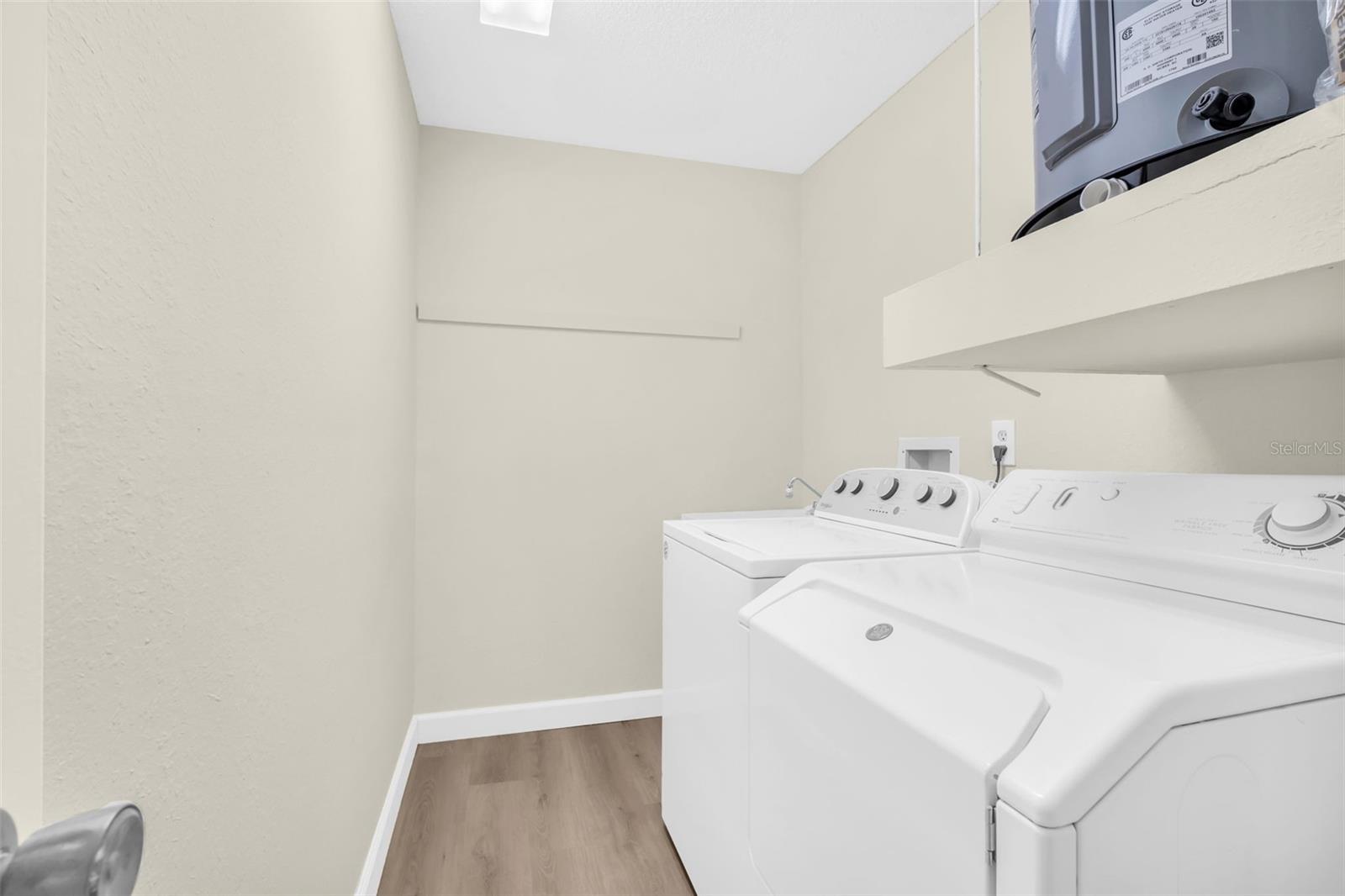 HIGHLAND LAKES VILLAS ON THE GREEN - Residential