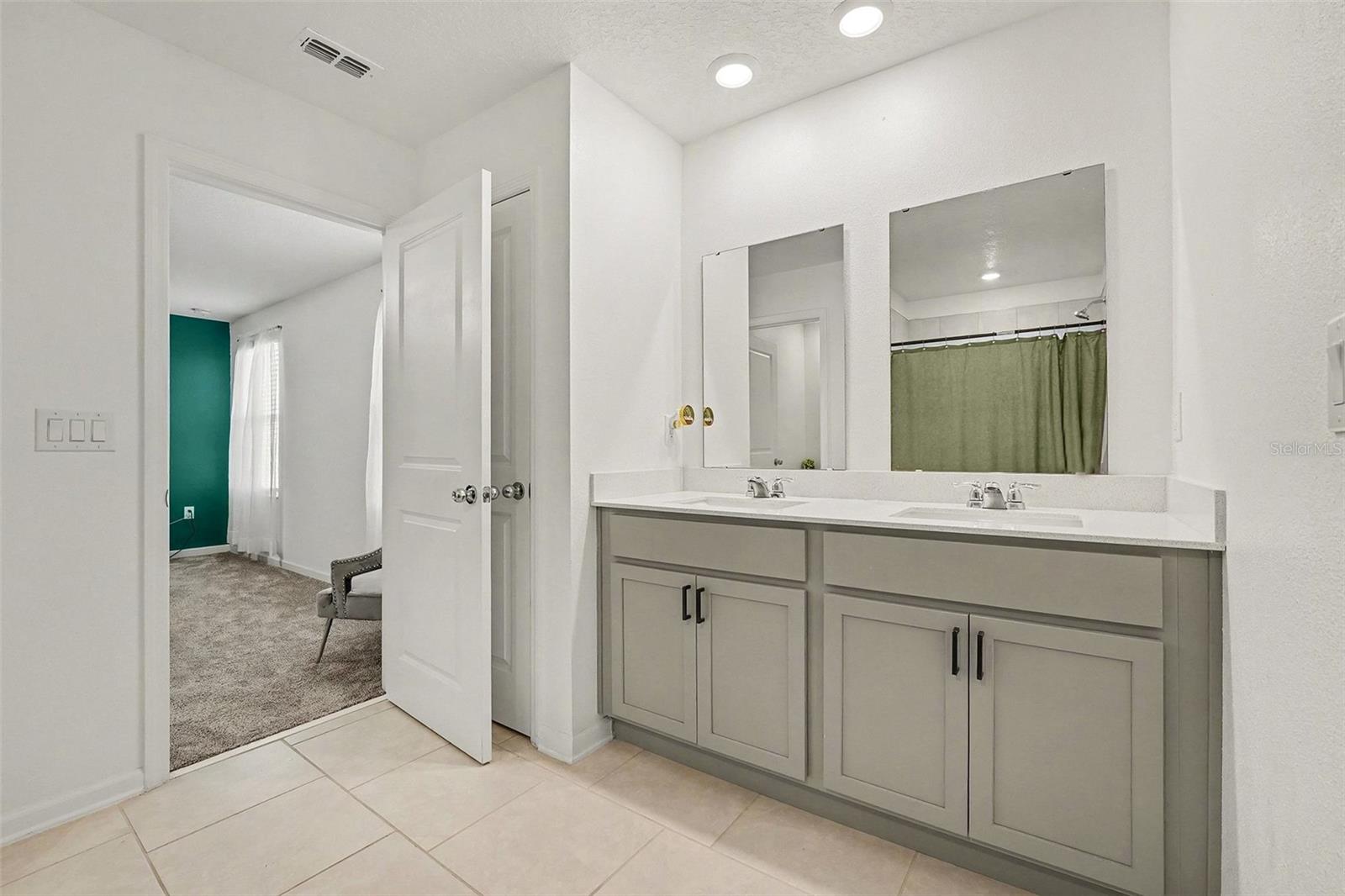 RANCHES AT MCLEOD 40S - Residential