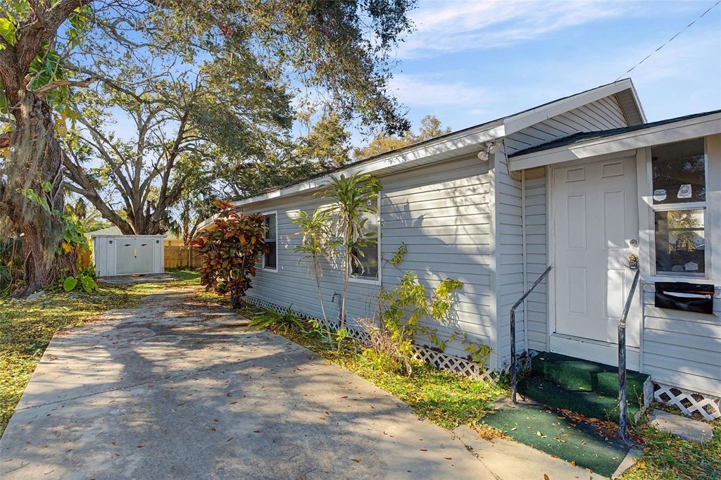 Photo of 2819 N Osprey Avenue, Sarasota, FL 34234 (MLS # A4683160)