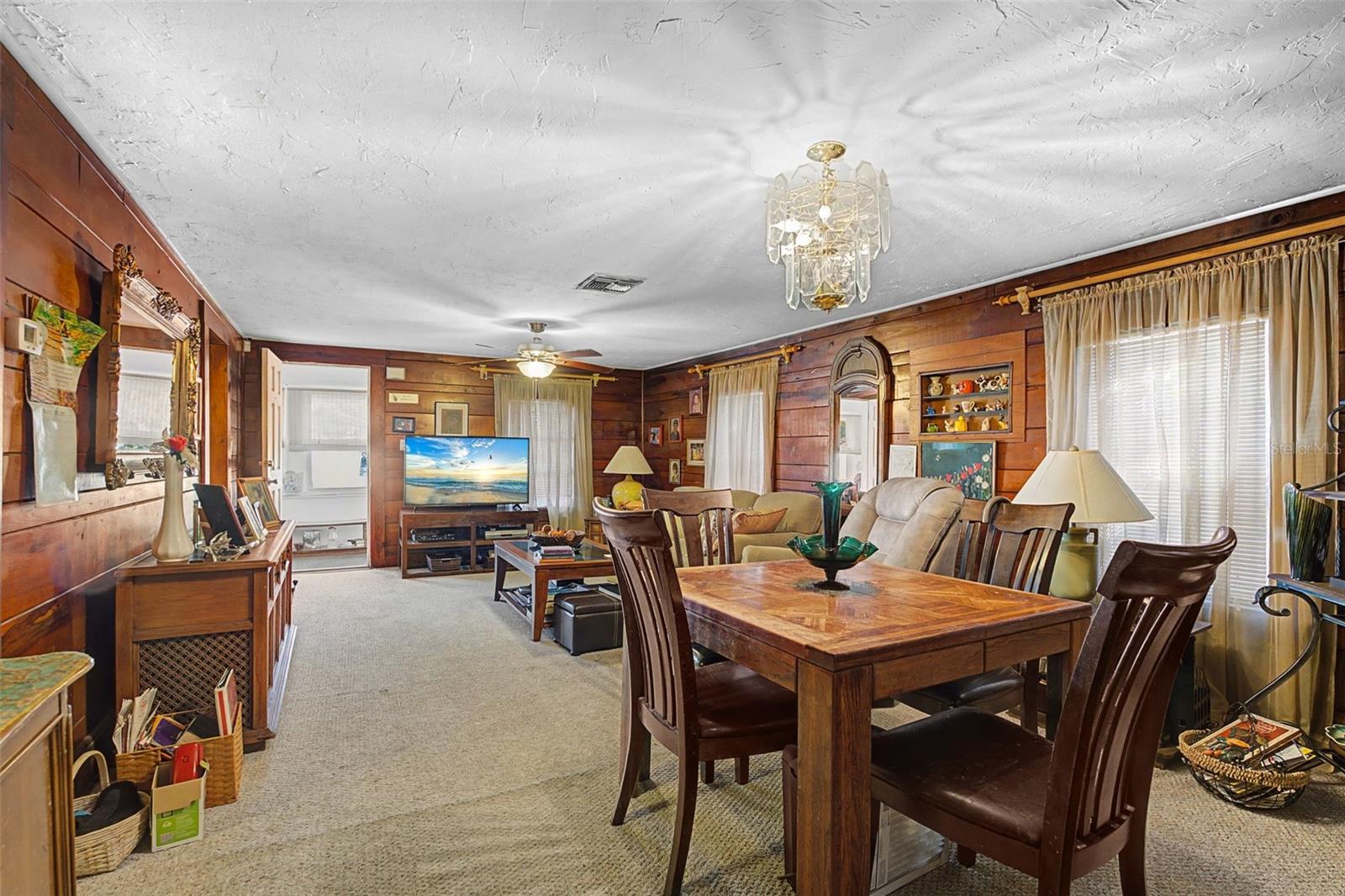 NEWTOWN HEIGHTS FIRST ADD TO - Residential