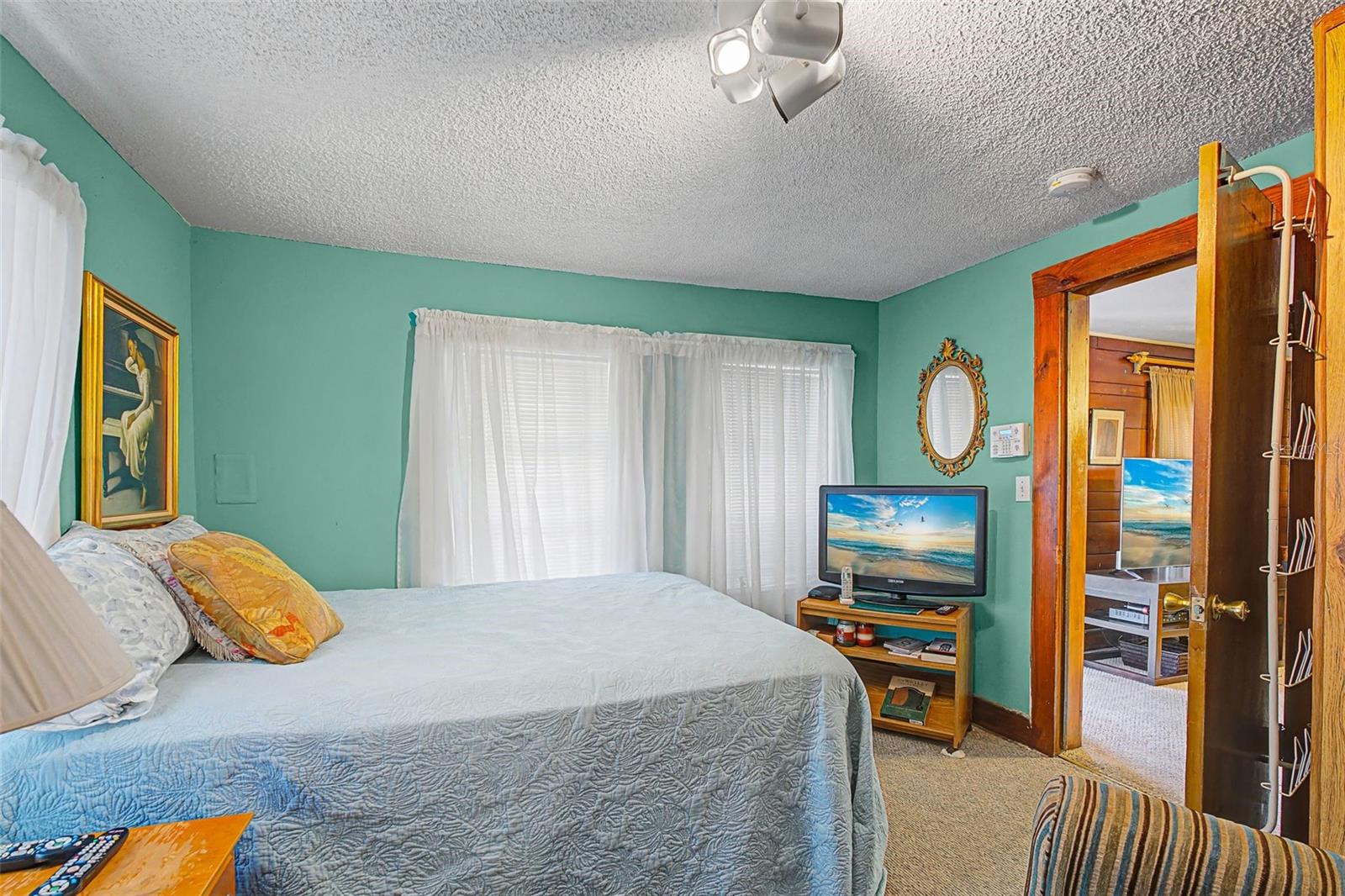 NEWTOWN HEIGHTS FIRST ADD TO - Residential