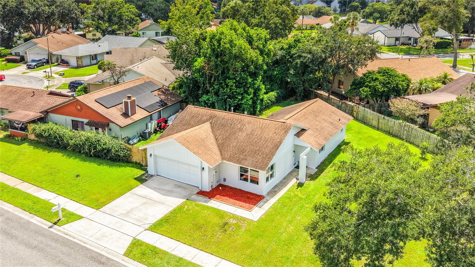 635 BONIVIEW LANE