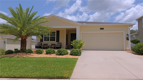 4858 MAGNETITE LOOP MOUNT DORA FL 32757