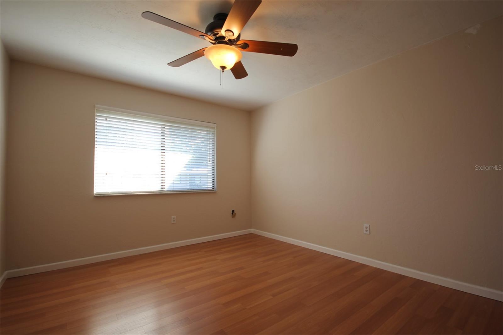 SOUTHFORK OAKS - Residential Lease