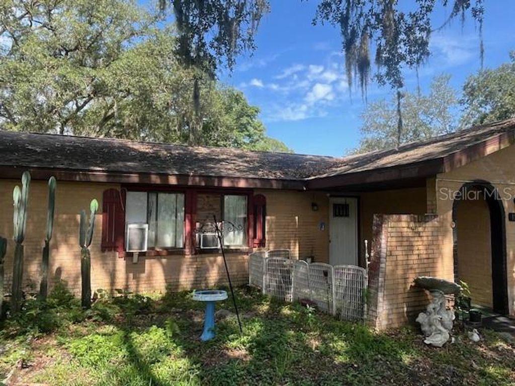 Photo of 1190 Grapefruit Road SE, Palm Bay, FL 32909 (MLS # O6354633)
