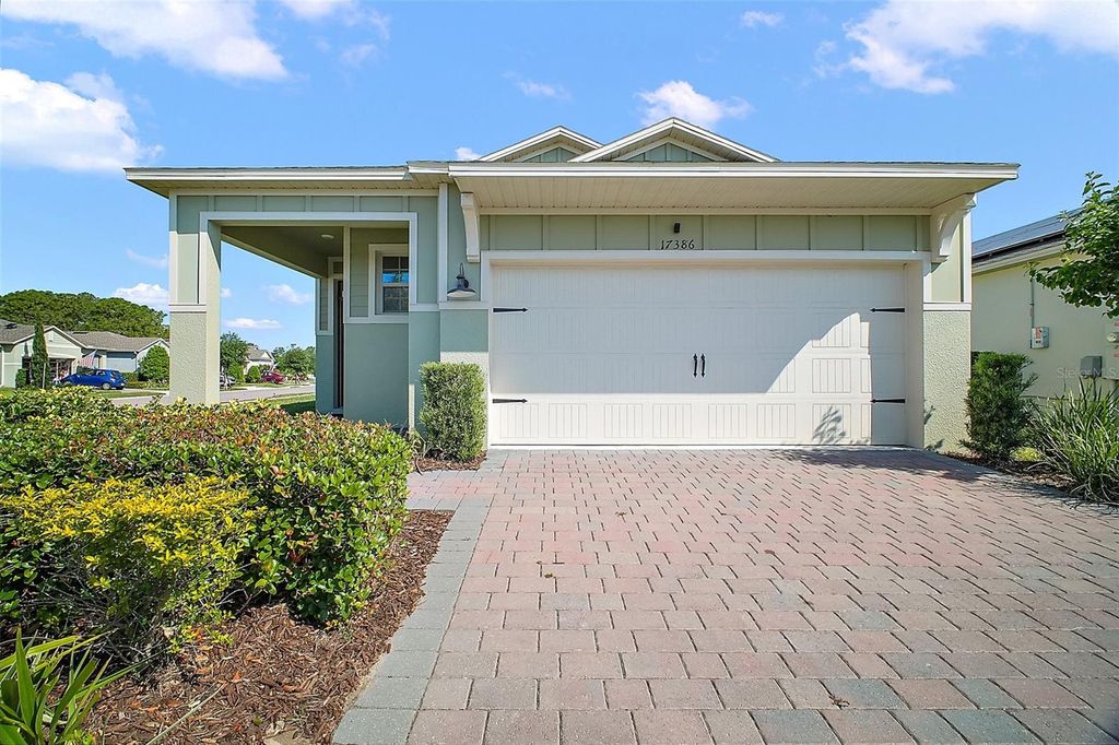 Photo of 17386 Blazing Star Circle, Clermont, FL 34714 (MLS # G5095939)