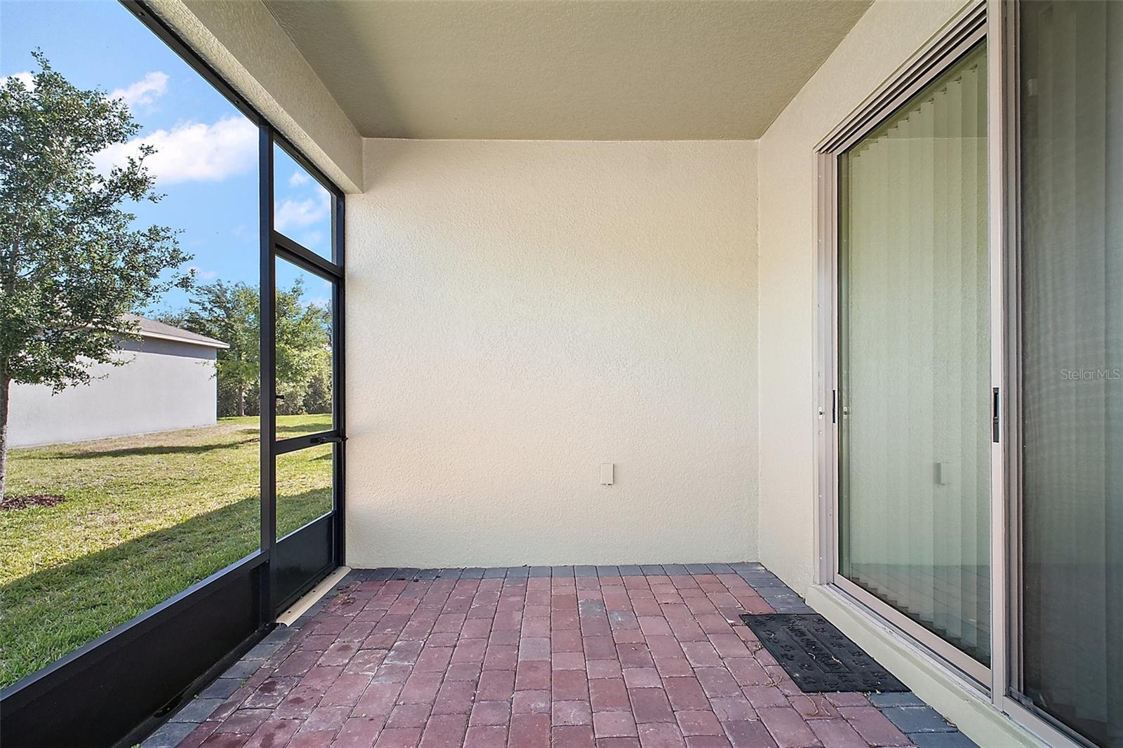 17386 BLAZING STAR CIRCLE
