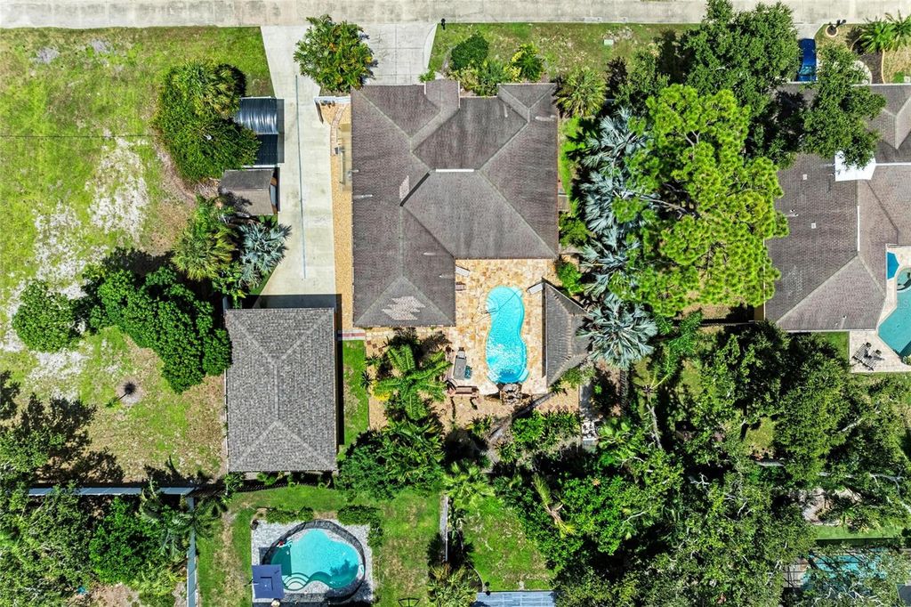 Photo of 2820 Alliance Avenue, Sarasota, FL 34231 (MLS # A4662990)