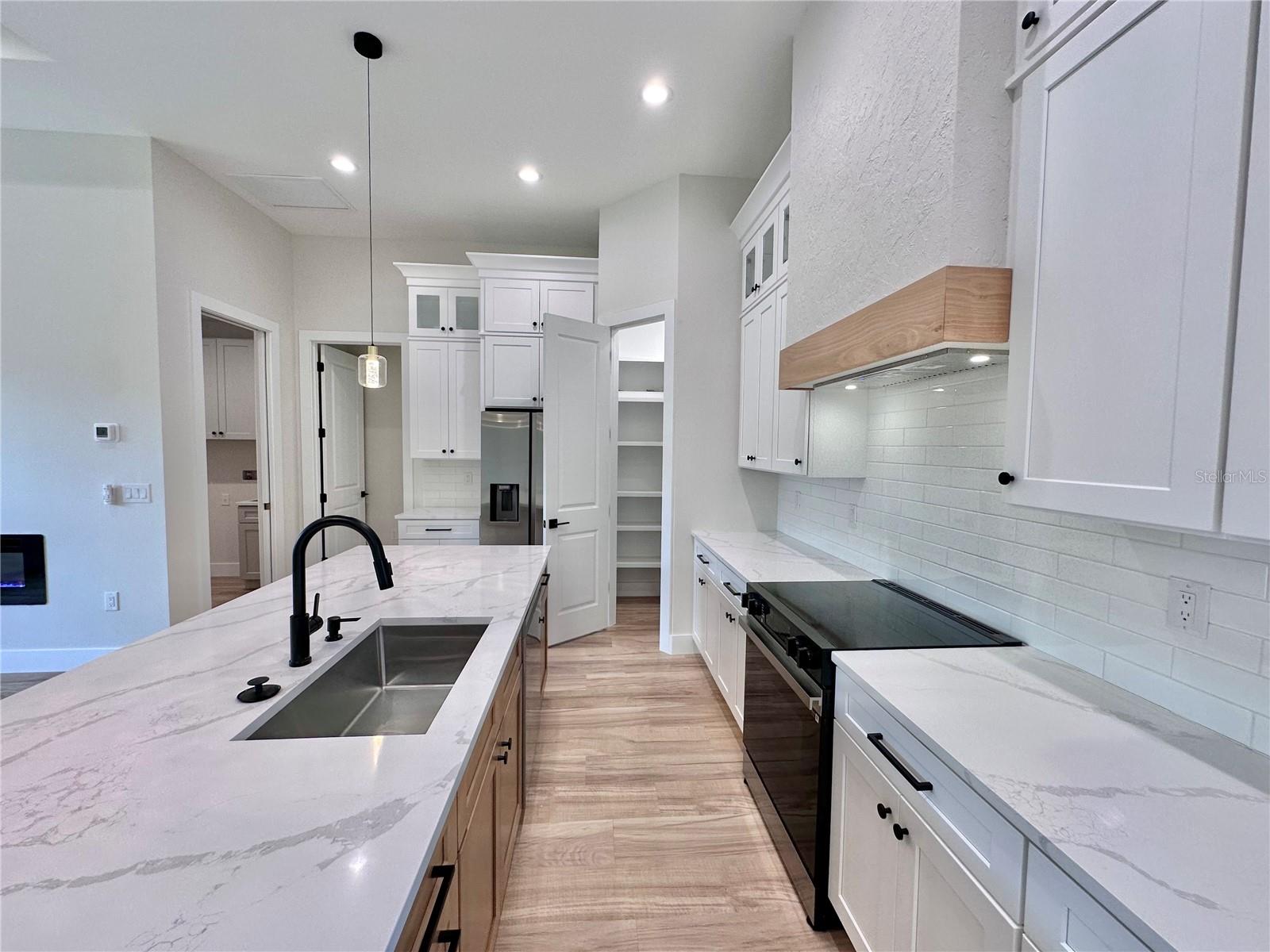 3739 GARBETT TERRACE