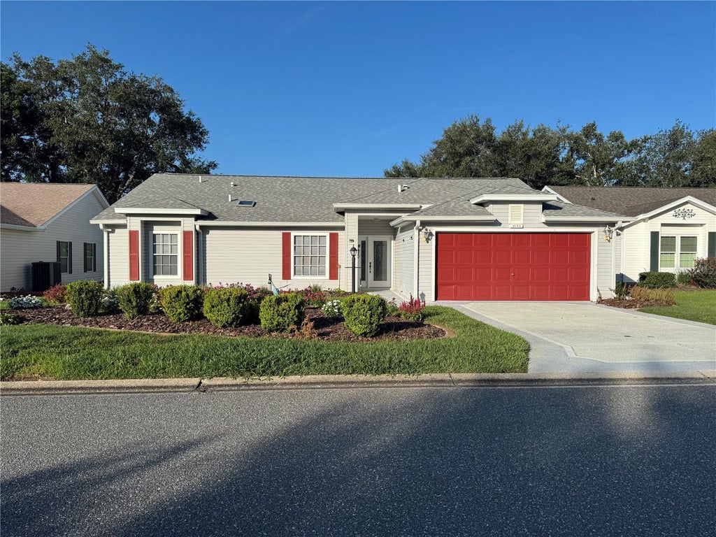 Photo of 4755 Tara View Road, Leesburg, FL 34748 (MLS # G5115698)