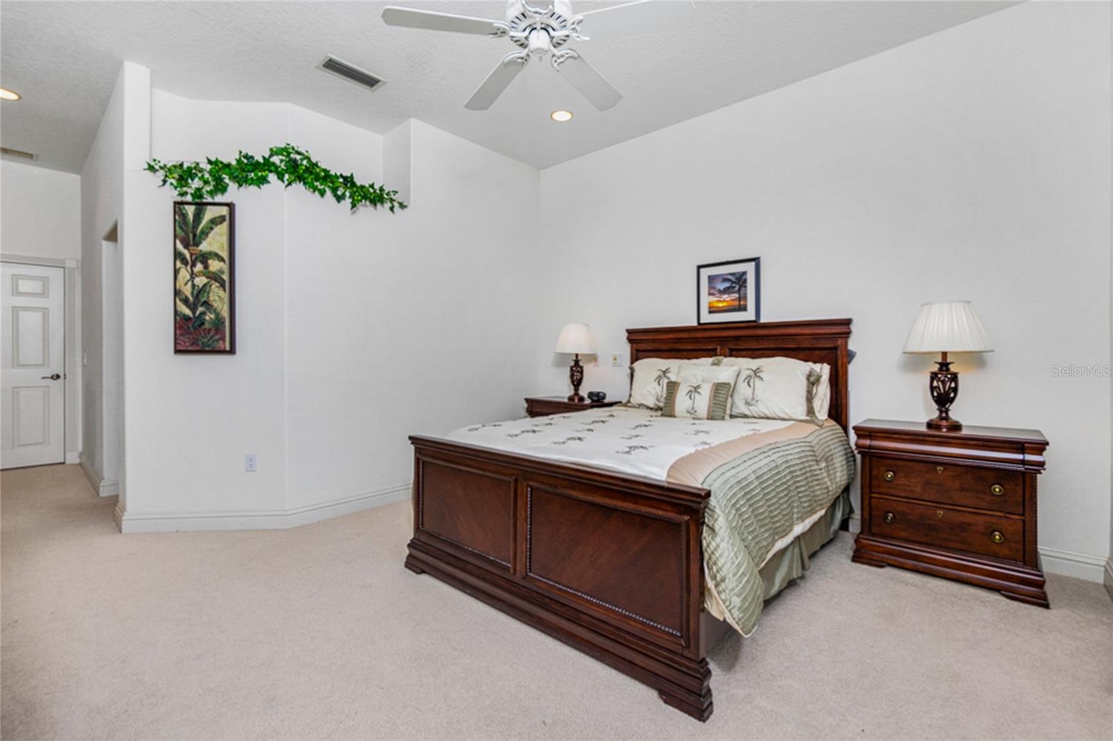 SORRENTO SHORES REPLAT - Residential