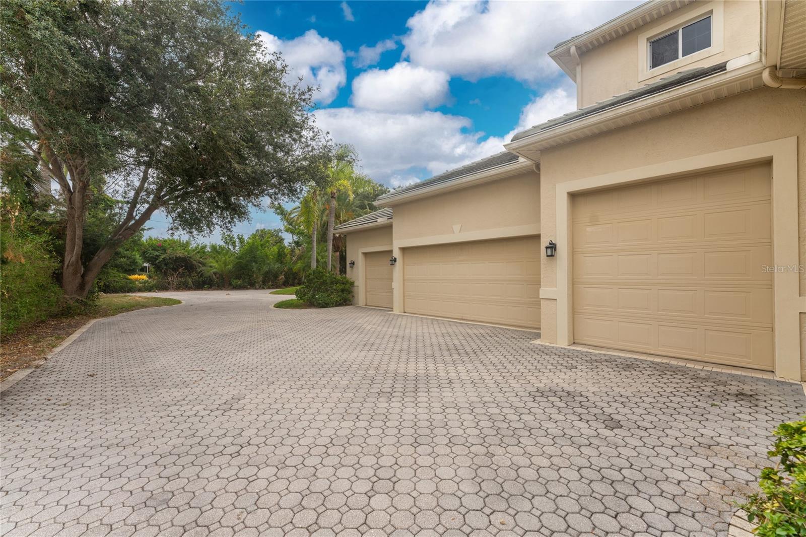 SORRENTO SHORES REPLAT - Residential