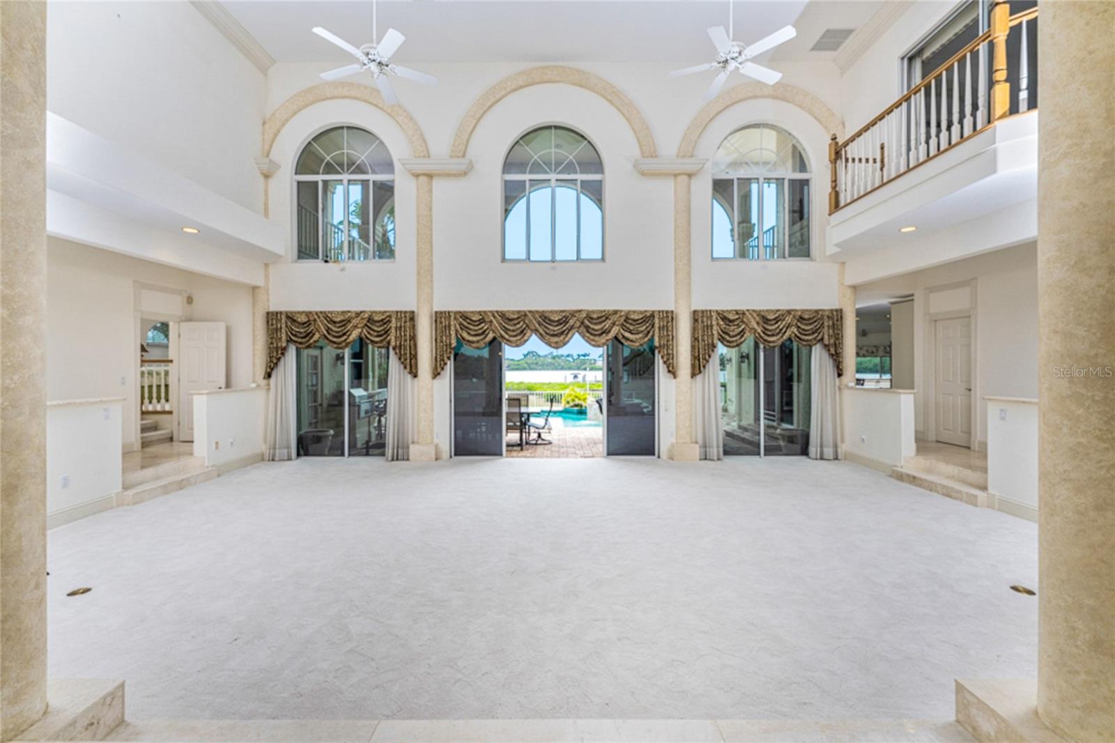 SORRENTO SHORES REPLAT - Residential