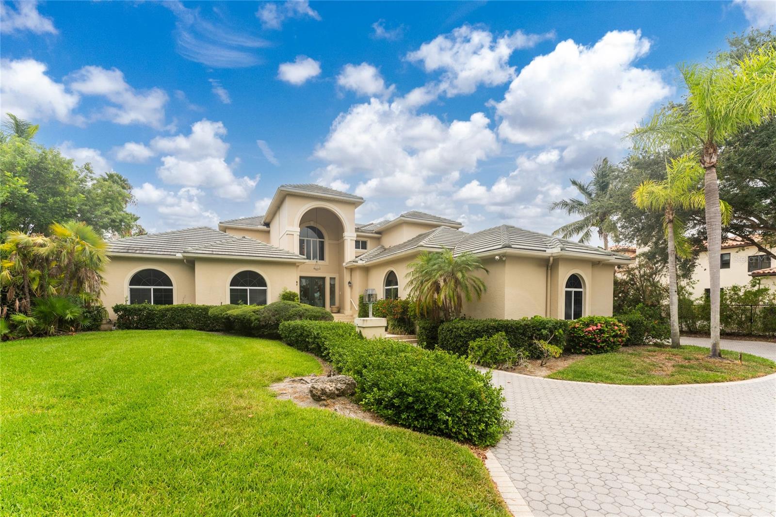 SORRENTO SHORES REPLAT - Residential