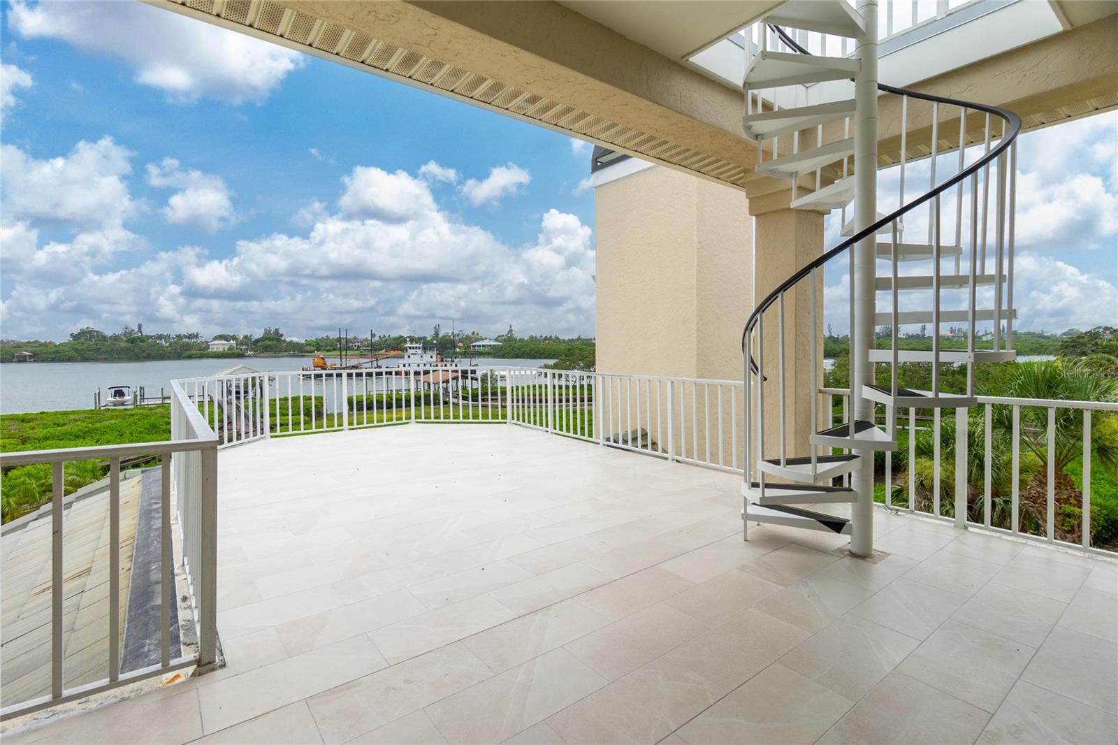 SORRENTO SHORES REPLAT - Residential