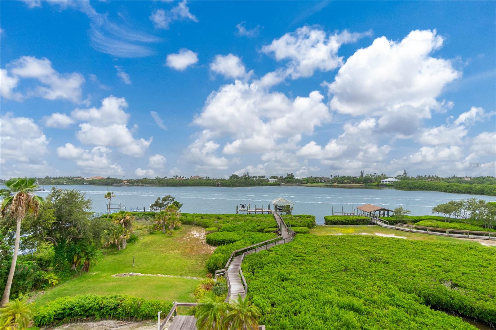 SORRENTO SHORES REPLAT - Residential