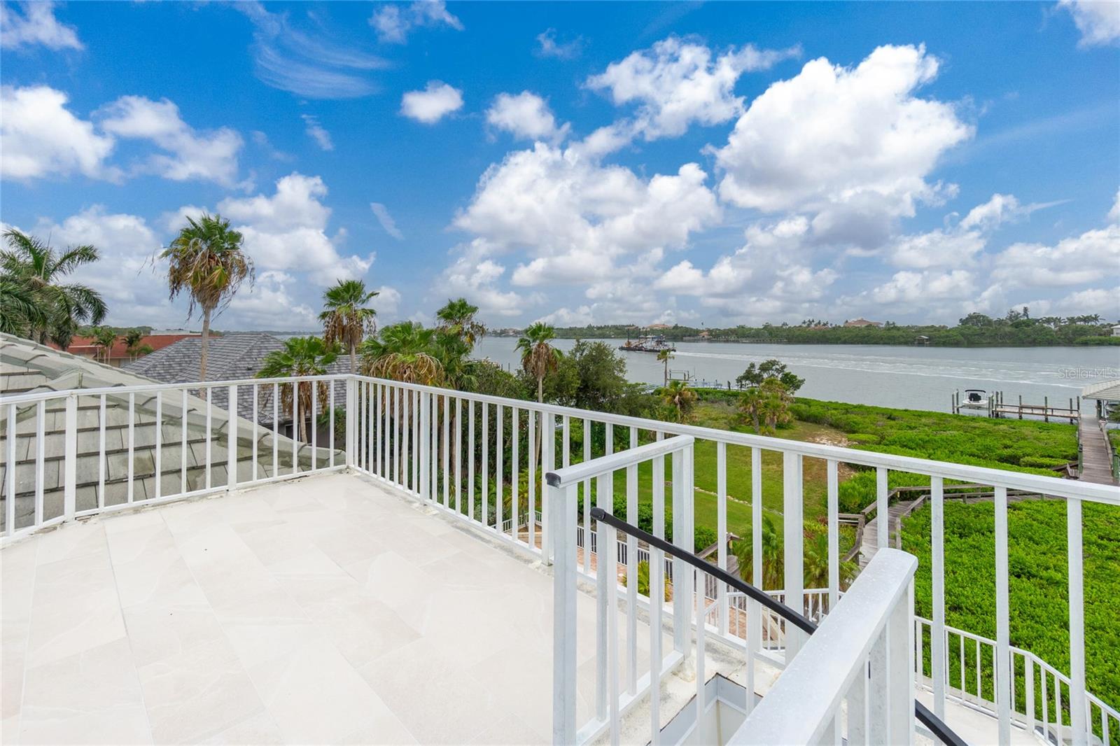 SORRENTO SHORES REPLAT - Residential