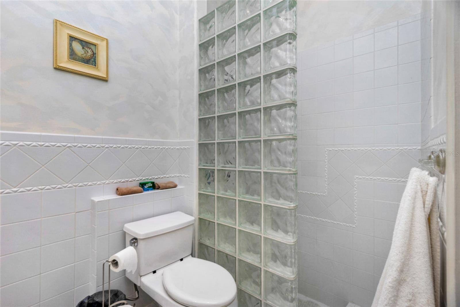 SORRENTO SHORES REPLAT - Residential