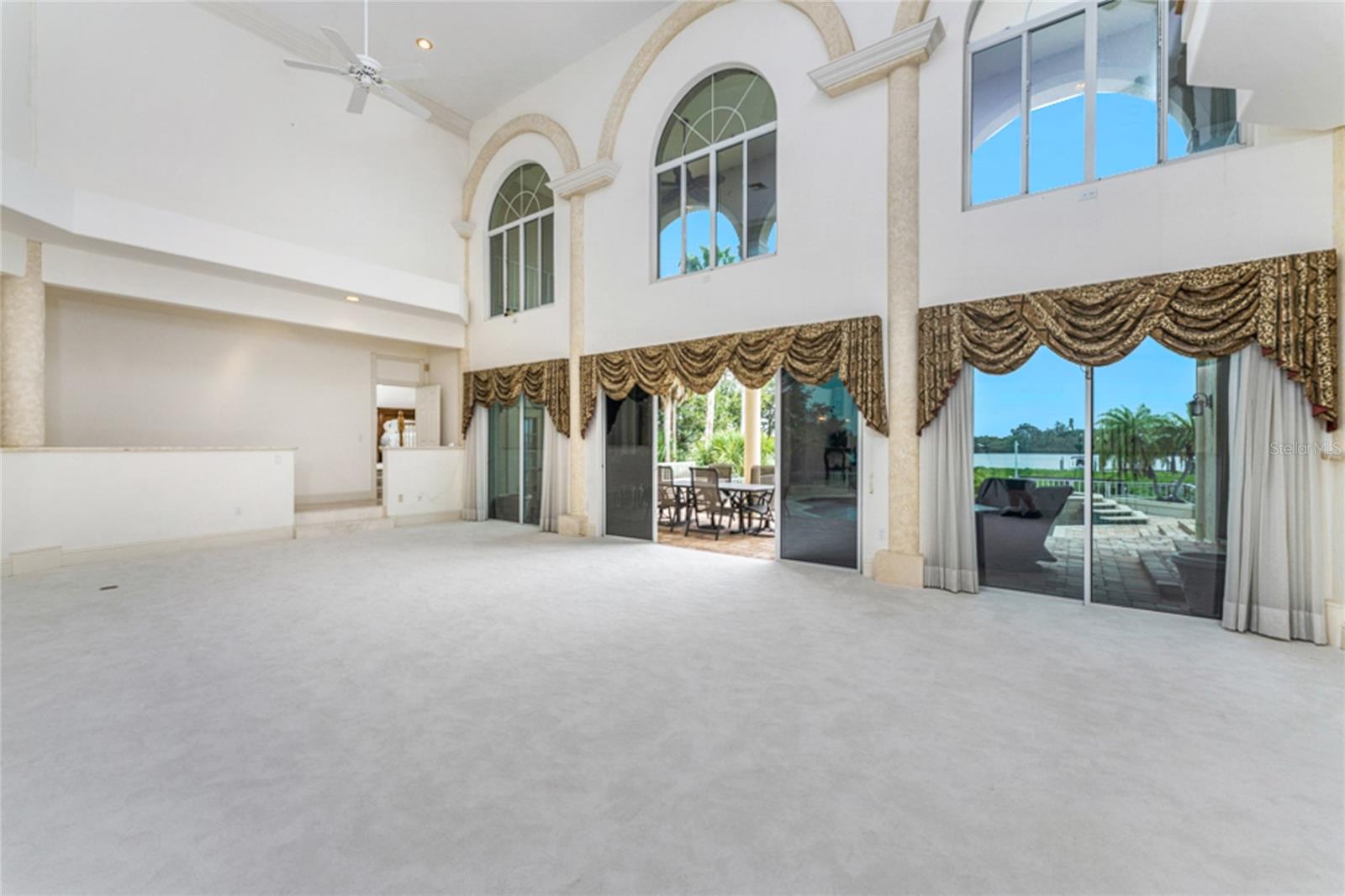 SORRENTO SHORES REPLAT - Residential