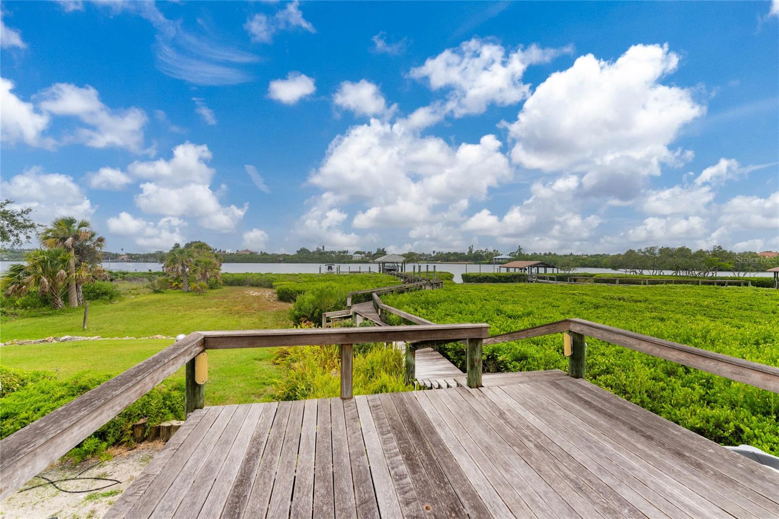 SORRENTO SHORES REPLAT - Residential