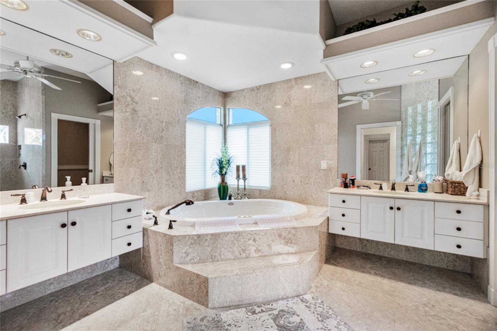 SORRENTO SHORES REPLAT - Residential