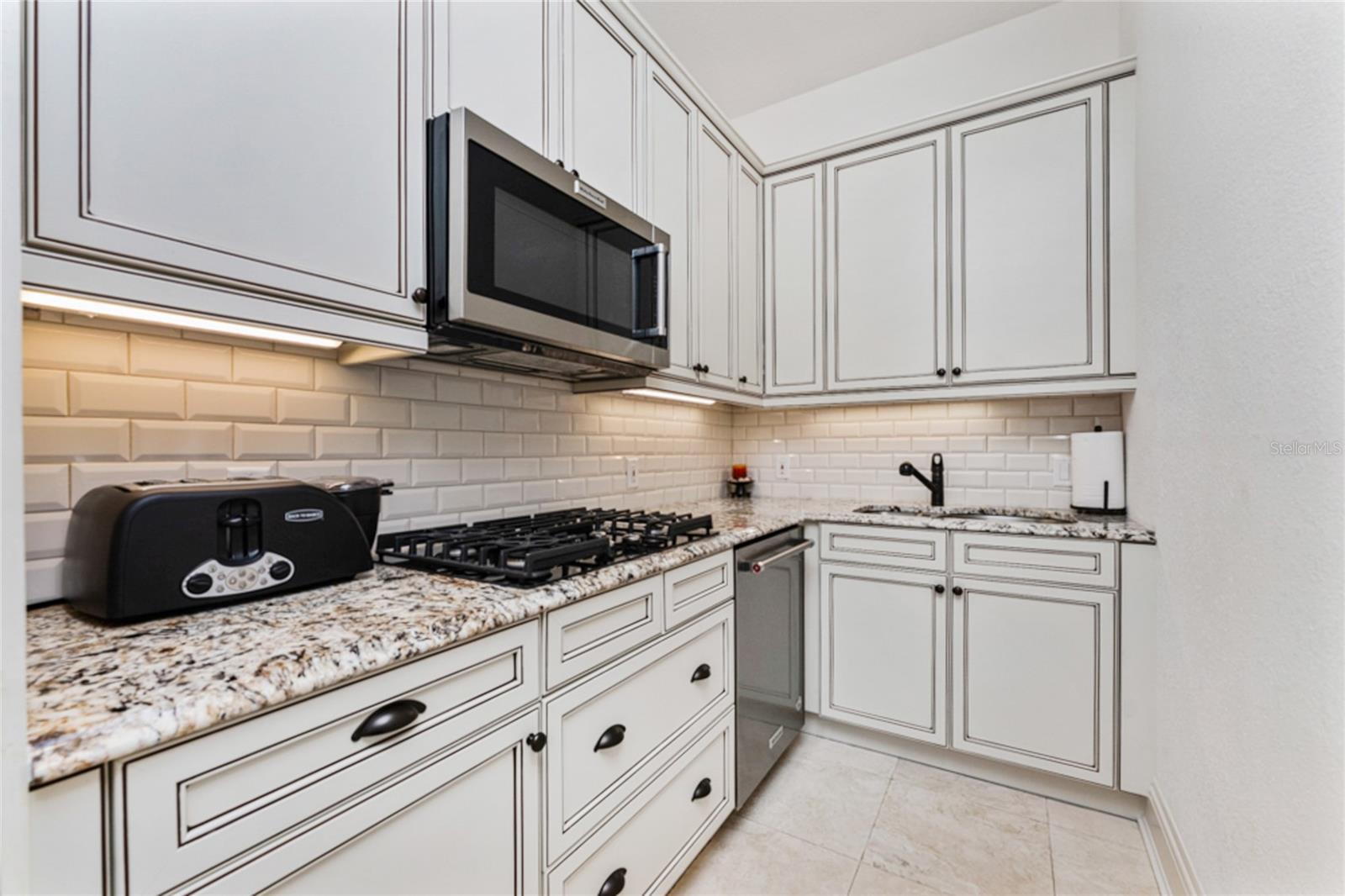 SORRENTO SHORES REPLAT - Residential