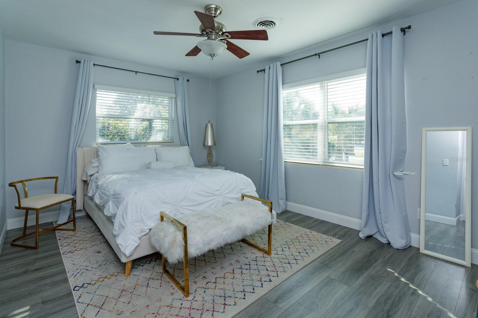 DOVER SHORES SEVENTH ADD - Residential