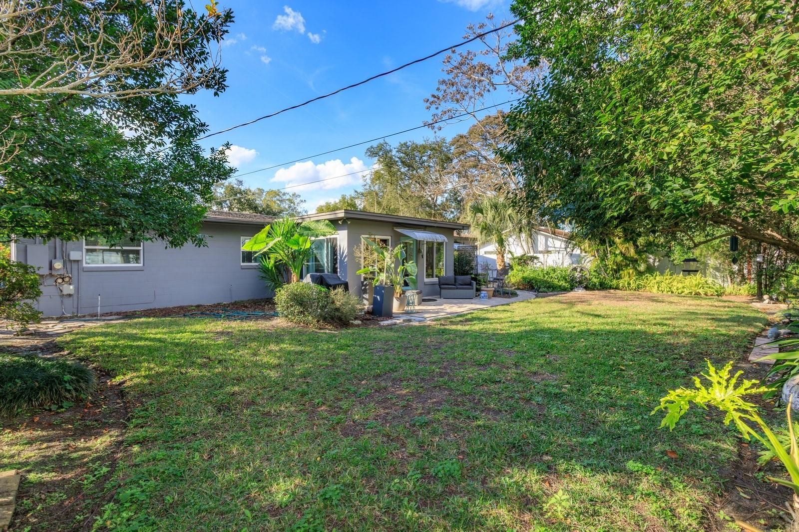 DOVER SHORES SEVENTH ADD - Residential