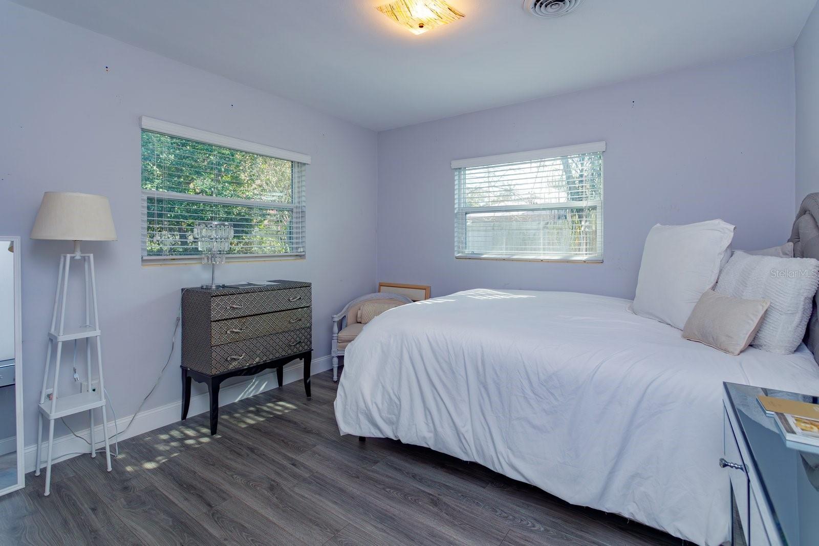 DOVER SHORES SEVENTH ADD - Residential