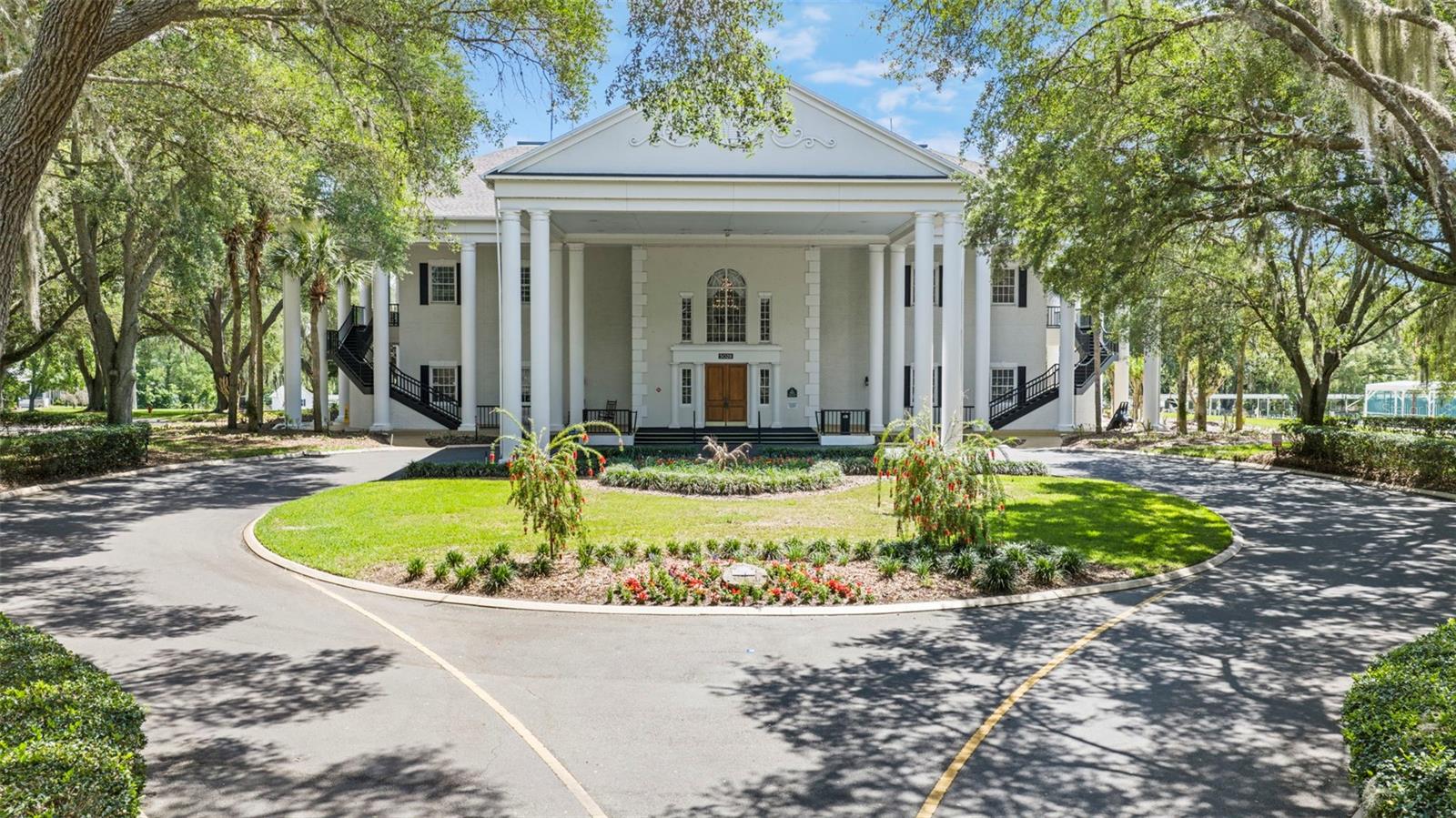 THE PLANTATION AT LEESBURG – SAWGRASS VILLAGE - Residential