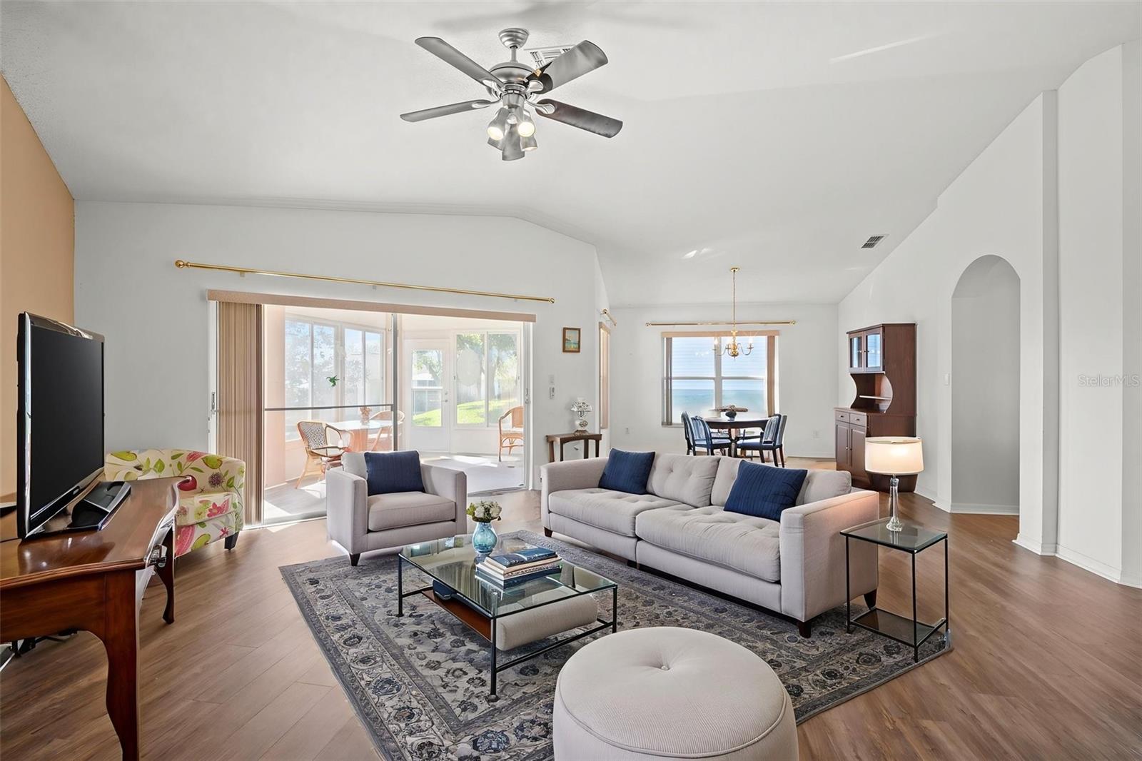 THE PLANTATION AT LEESBURG – SAWGRASS VILLAGE - Residential