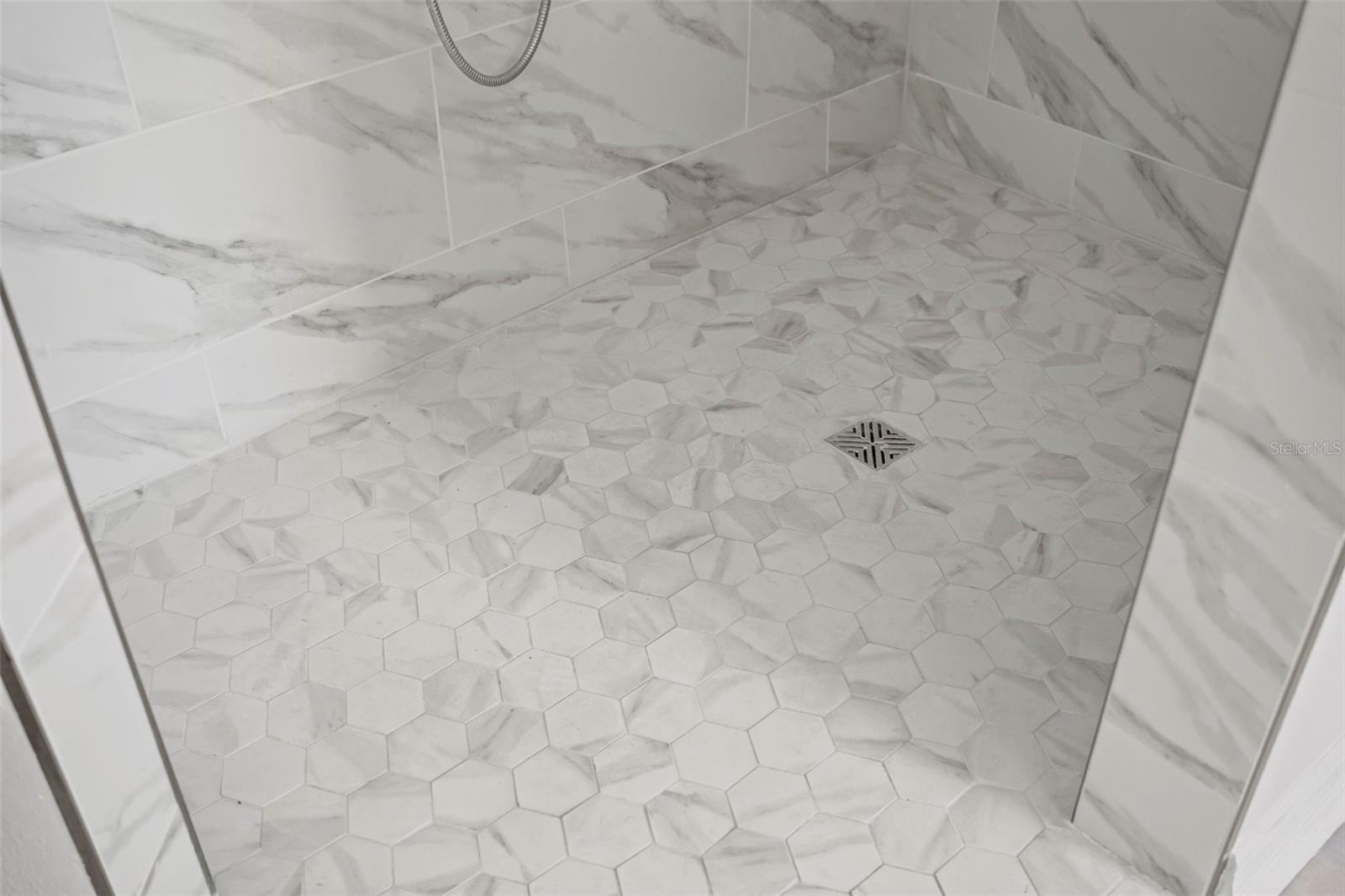 THE PLANTATION AT LEESBURG – SAWGRASS VILLAGE - Residential