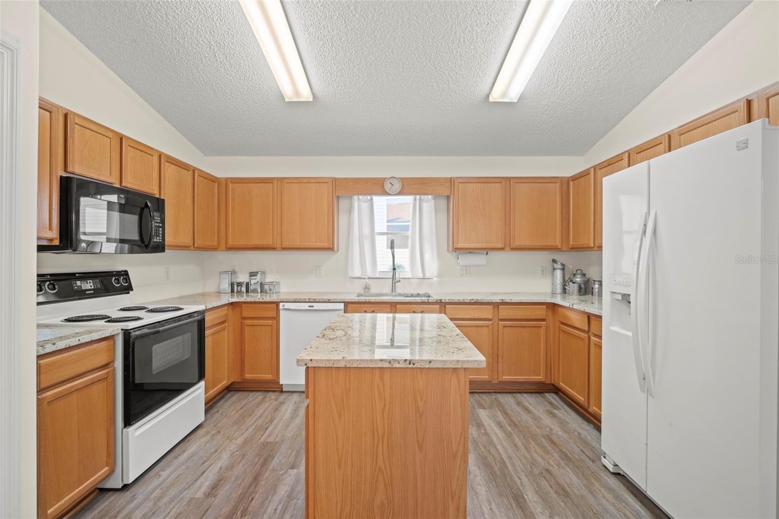 THE PLANTATION AT LEESBURG – SAWGRASS VILLAGE - Residential