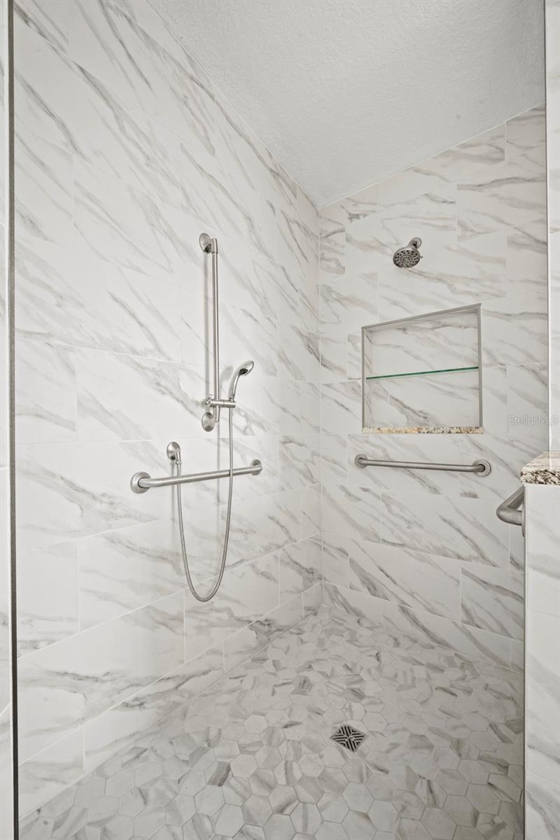 THE PLANTATION AT LEESBURG – SAWGRASS VILLAGE - Residential