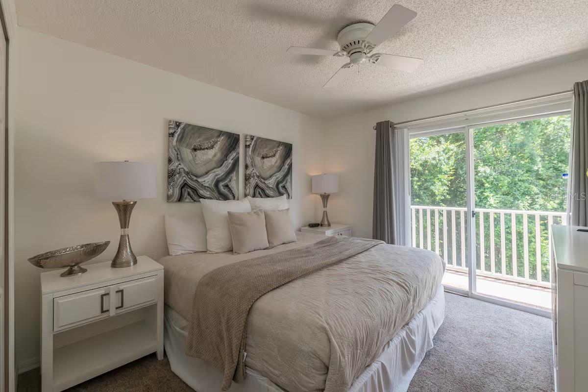 EMERALD ISLAND RESORT REPLAT - Residential