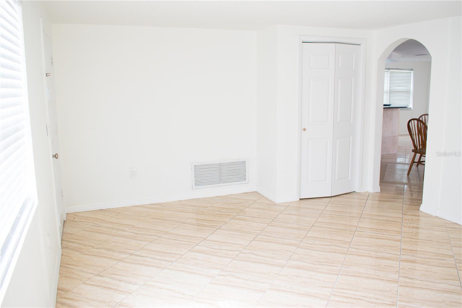 HOLIDAY LAKE ESTATES - Residential Lease