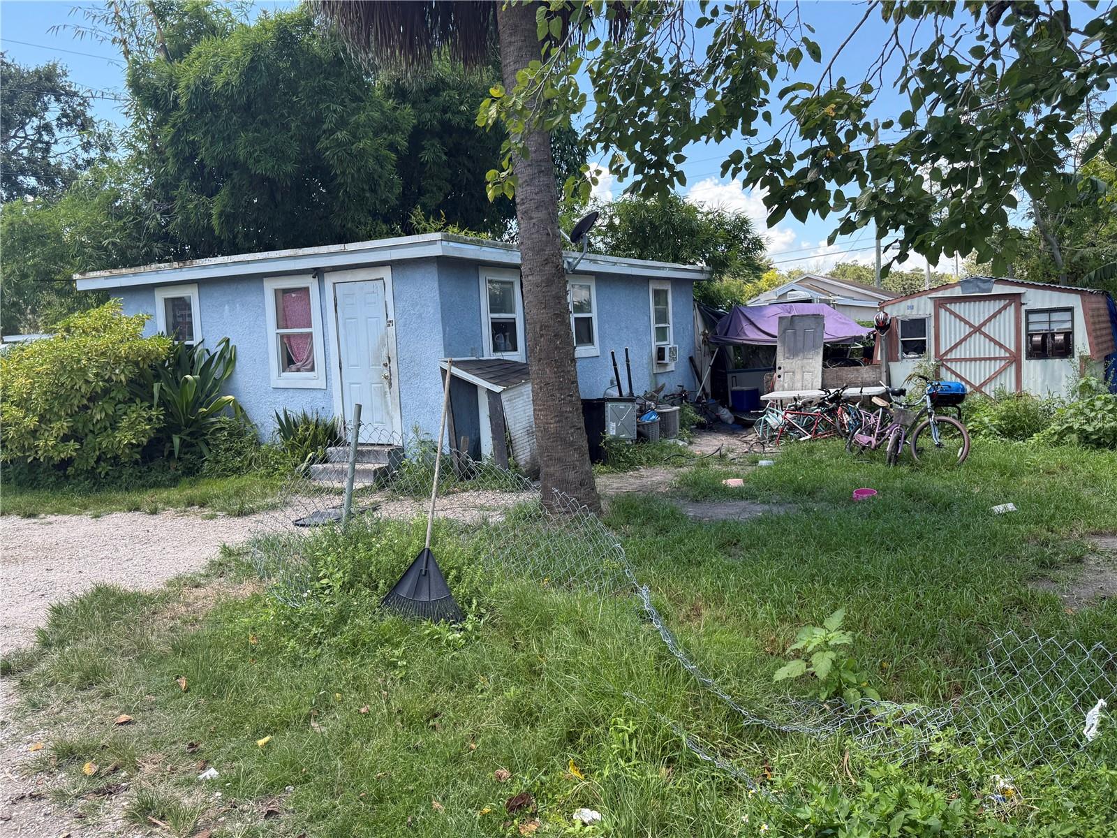 PALM PARK - Residential Income