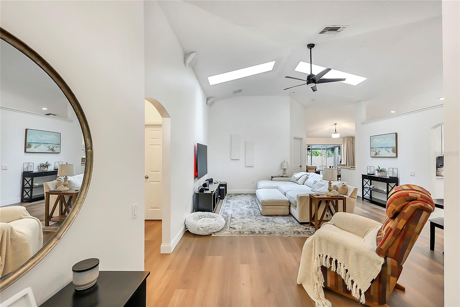 TUSCA OAKS - Residential