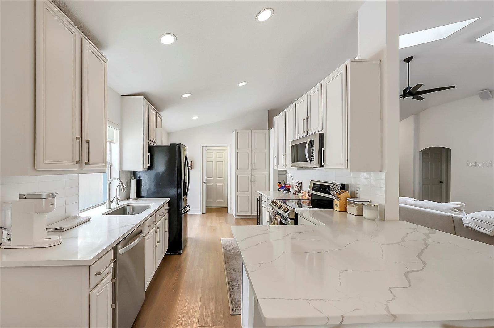 TUSCA OAKS - Residential