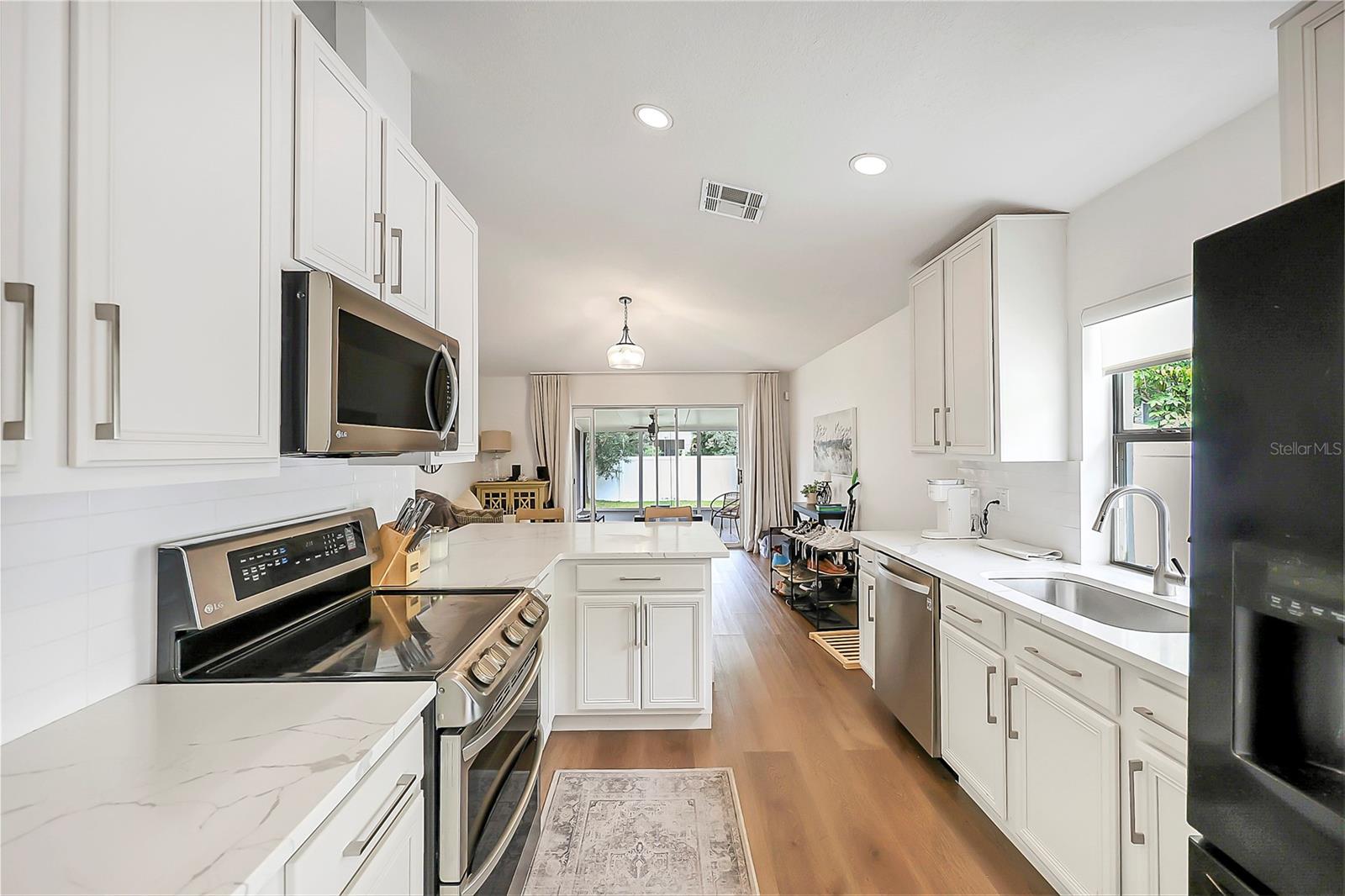 TUSCA OAKS - Residential